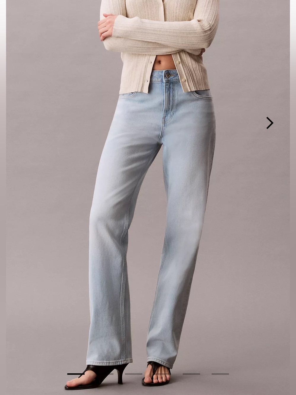 Calvin Klein High Rise Straight Jeans in a light vintage wash- size 27